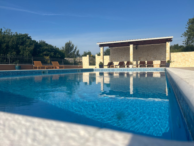 Ro&scaron;tiljnica i prostor oko bazena, Villa Kosta s bazenom, Ka&scaron;tel Novi, Split Rudine, Ka&scaron;tel Novi